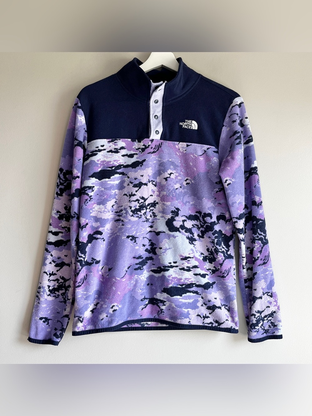 North Face fleece 1/4 snap pullover top girls XL 18-20 Glacier purple blue print